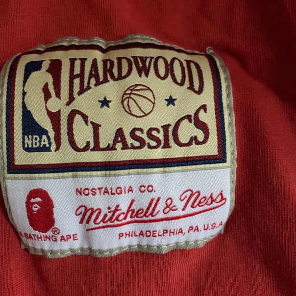 Bape x Mitchell & Ness bulls tee - Picture 2 of 6